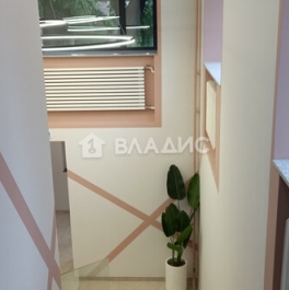 Продажа 1-комн квартиры на вторичном рынке Гончарный 2-й пер,  д. 3