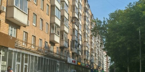 3-комн квартира ул Судостроительная,  д. 1