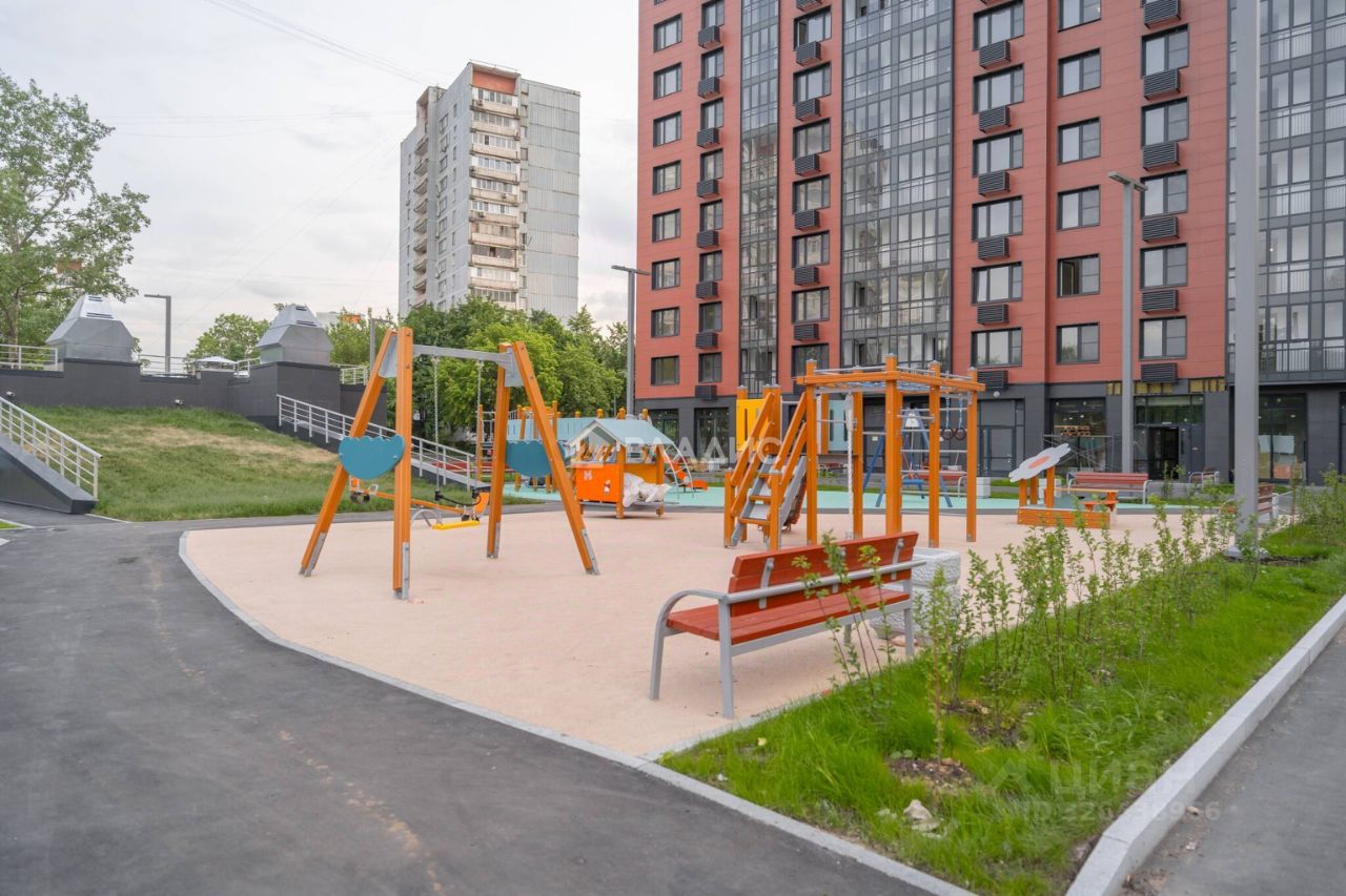 Продажа 1-комн квартиры на вторичном рынке проезд Шокальского, 28Ак1