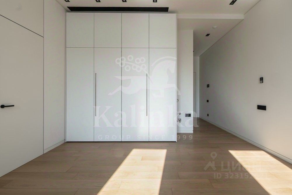 Продажа 2-комн квартиры на вторичном рынке Зубовская улица, 7