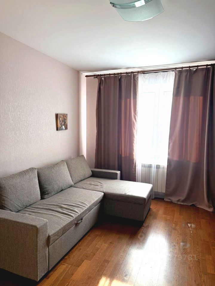 Аренда 1-комн квартиры на вторичном рынке проспект Космонавтов, 61к2