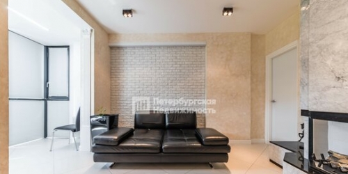 4-комн квартира Петергофское ш,  д. 45