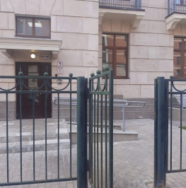 Продажа 2-комн квартиры на вторичном рынке ул Пришвина,  д. 15/1