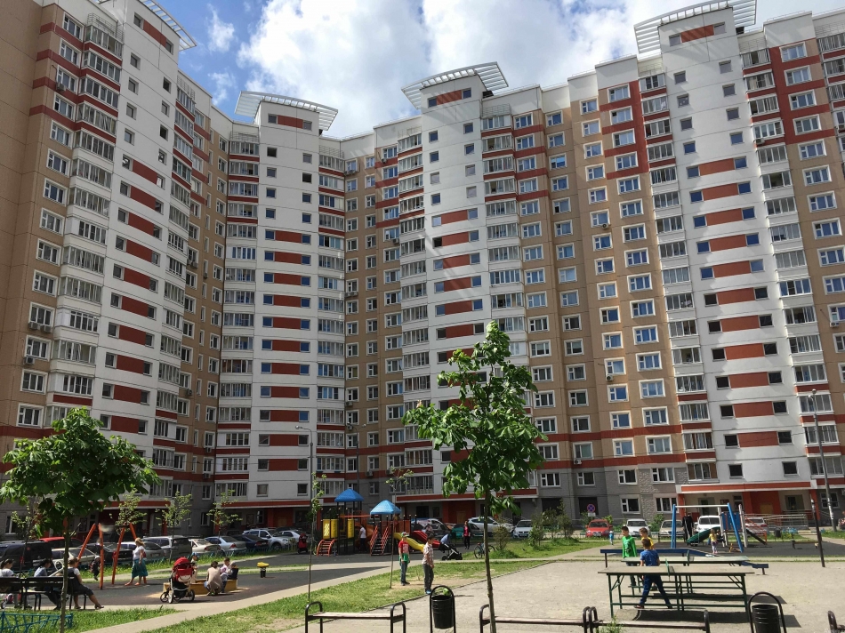 Продажа 3-комн квартиры на вторичном рынке Щербинка г, Чехова ул ,  д. 4
