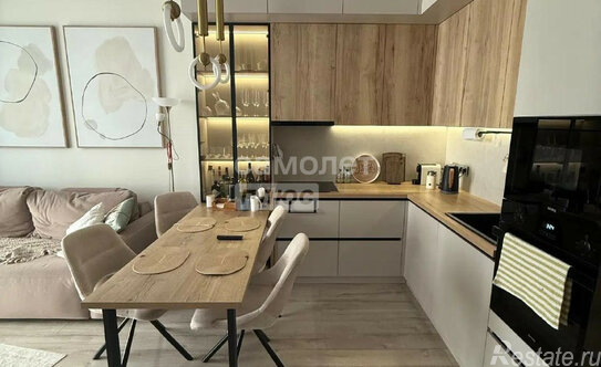 Продажа 4-комн квартиры на вторичном рынке Ореховый б-р,  д. 24 к3