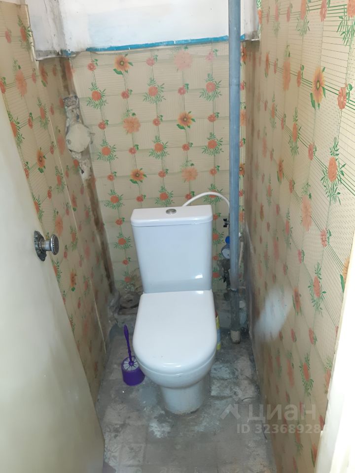 Продажа 3-комн квартиры на вторичном рынке Камчатская улица, 2