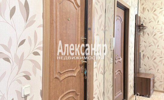 Продажа 1-комн квартиры на вторичном рынке Коллонтай ул,  д. 13