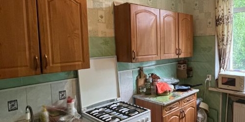 4-комн квартира пос. Металлострой, улица Максима Горького, 5/10