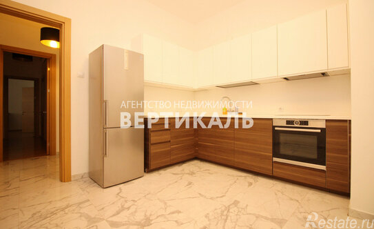 Аренда 4-комн квартиры на вторичном рынке Последний переулок,  д. 21