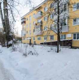 Продажа 2-комн квартиры на вторичном рынке Гатчина, ул Лейтенанта Шмидта,  д. 14