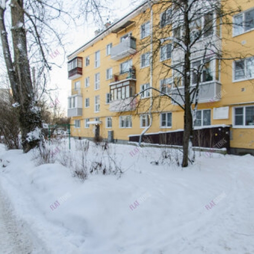 2-комн квартира Гатчина, ул Лейтенанта Шмидта,  д. 14