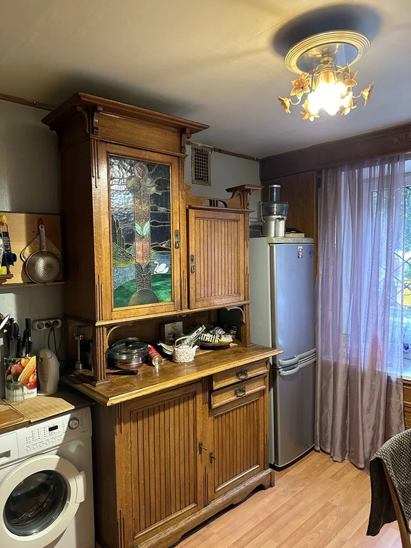 Продажа 3-комн квартиры на вторичном рынке ул. Маршала Чуйкова,  д. 8