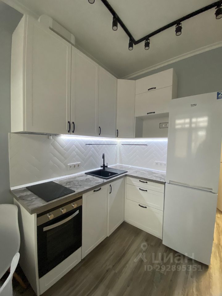 Аренда 2-комн квартиры на вторичном рынке улица Жемчужная, 1к1