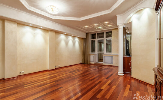 Продажа 4-комн квартиры на вторичном рынке Казарменный пер,  д. 3,  к. 6