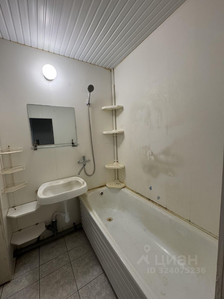 Продажа 1-комн квартиры на вторичном рынке улица Главмосстроя, 9