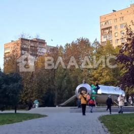 Продажа 2-комн квартиры на вторичном рынке ул Громова,  д. 10