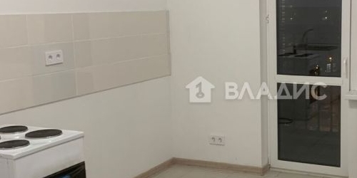 3-комн квартира Стартовая улица, 3/1