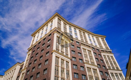 Продажа 2-комн квартиры на вторичном рынке проспект Авиаконструкторов,  д. 54 с1