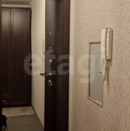 Продажа 1-комн квартиры на вторичном рынке улица Ленсовета,  д. 40