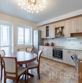 Аренда 3-комн квартиры на вторичном рынке улица Ватутина,  д. 9