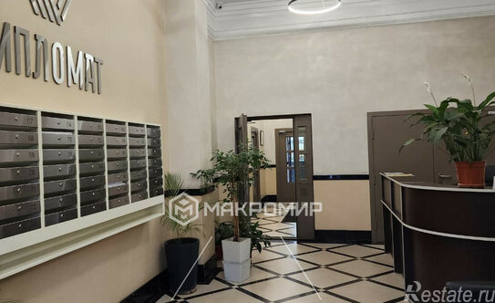 Продажа 3-комн квартиры на вторичном рынке Исполкомская улица,  д. 17