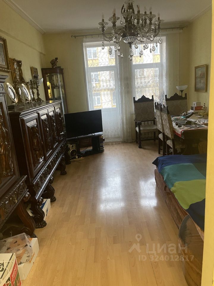 Продажа 2-комн квартиры на вторичном рынке улица Гончарова, 17АК1