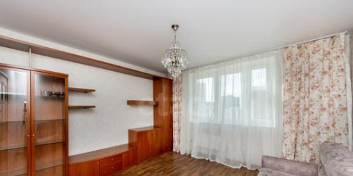 2-комн квартира улица Адмирала Лазарева,  д. 34