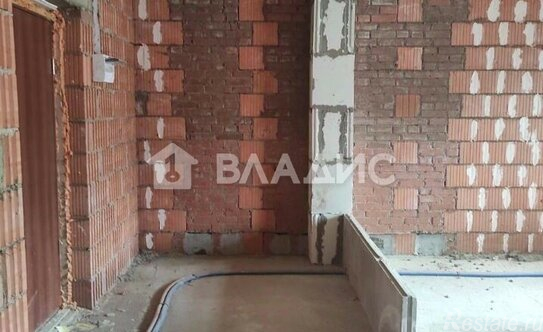 Продажа 2-комн квартиры на вторичном рынке Ракитки ш,  д. 1 к3