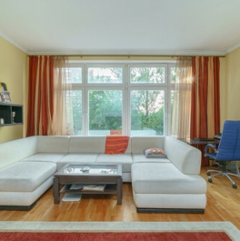 Продажа 2-комн квартиры на вторичном рынке Ленинский пр-кт,  д. 126