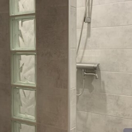 Продажа 2-комн квартиры на вторичном рынке бульвар Матроса Железняка,  д. 9