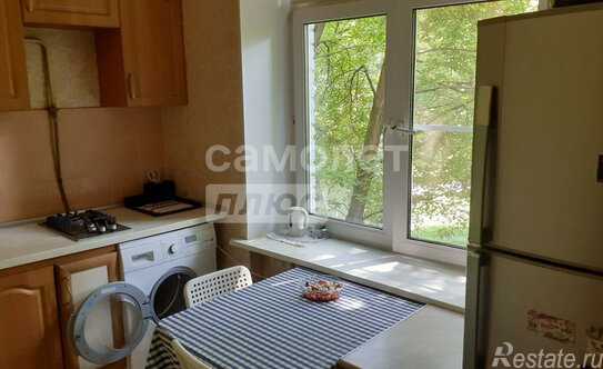 Продажа 1-комн квартиры на вторичном рынке Мосфильмовская улица,  д. 30