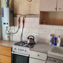 Продажа 2-комн квартиры на вторичном рынке ул Запорожская,  д. 2