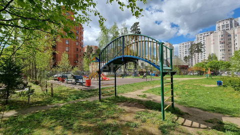 Продажа 3-комн квартиры на вторичном рынке Королев, Пушкинская улица,  д. 13