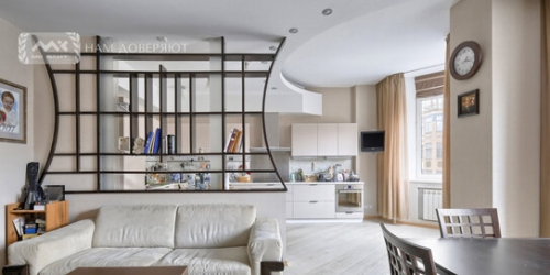 4-комн квартира пр-кт Малый П.С.,  д. 19