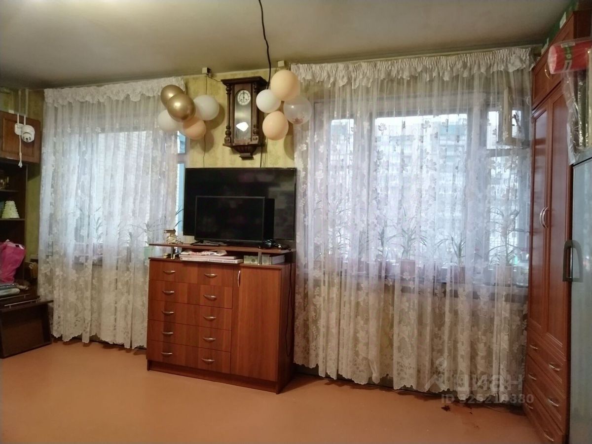 Продажа 3-комн квартиры на вторичном рынке проспект Косыгина, 23к1