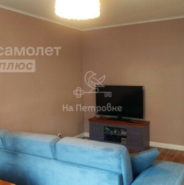 Продажа 1-комн квартиры на вторичном рынке проспект Будённого,  д. 28
