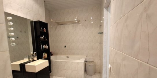 2-комн квартира ул Николаева,  д. 4