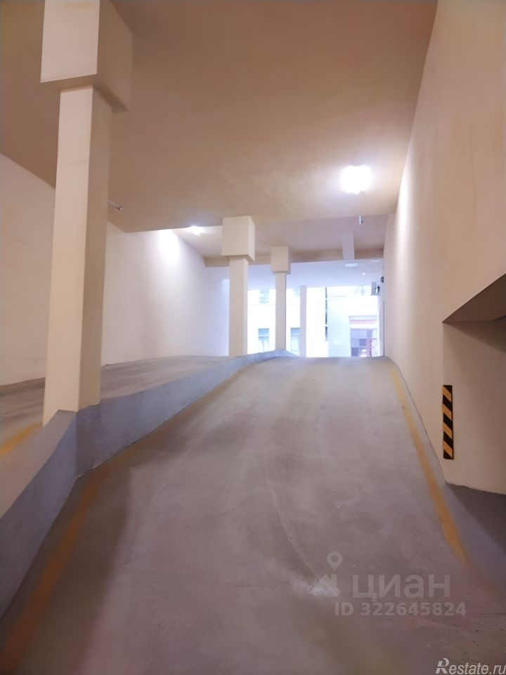 Продажа гаража наб Лейтенанта Шмидта,  д. 21