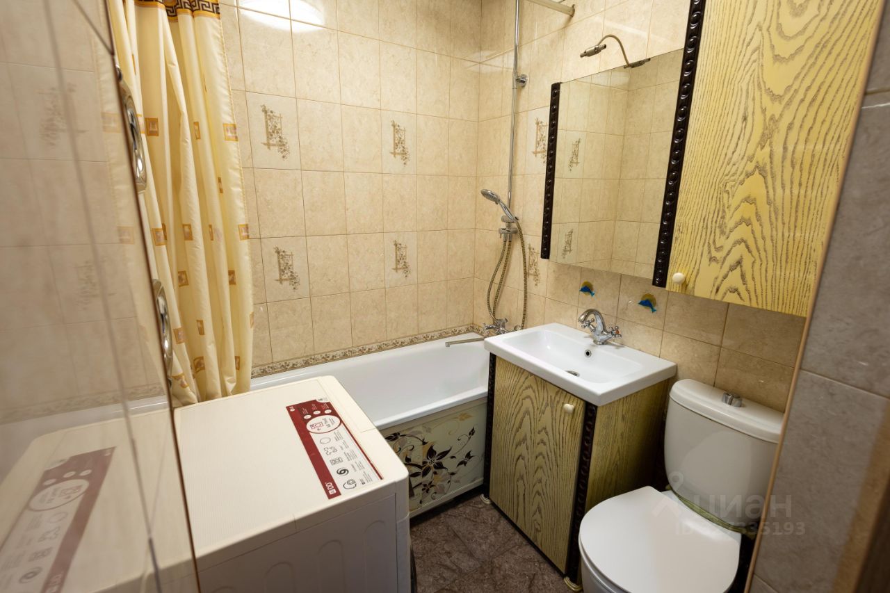 Продажа 2-комн квартиры на вторичном рынке Восток мкр, пос. Васильчиново,  д. 1