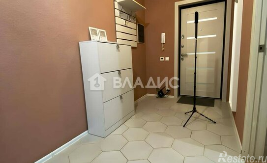 Продажа 2-комн квартиры на вторичном рынке Лобня г, Жирохова ул,  д. 2