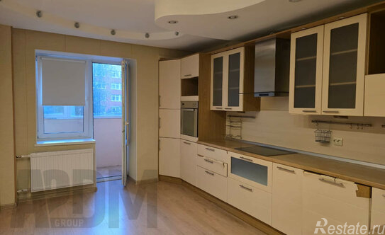 Продажа 2-комн квартиры на вторичном рынке Богатырский пр-кт