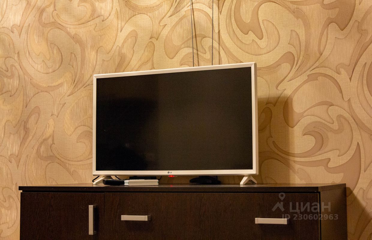 Аренда 2-комн квартиры на вторичном рынке Кронштадтский бульвар, 6к1