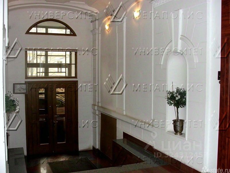 Продажа торгового помещения Архангельский пер,  д. 7