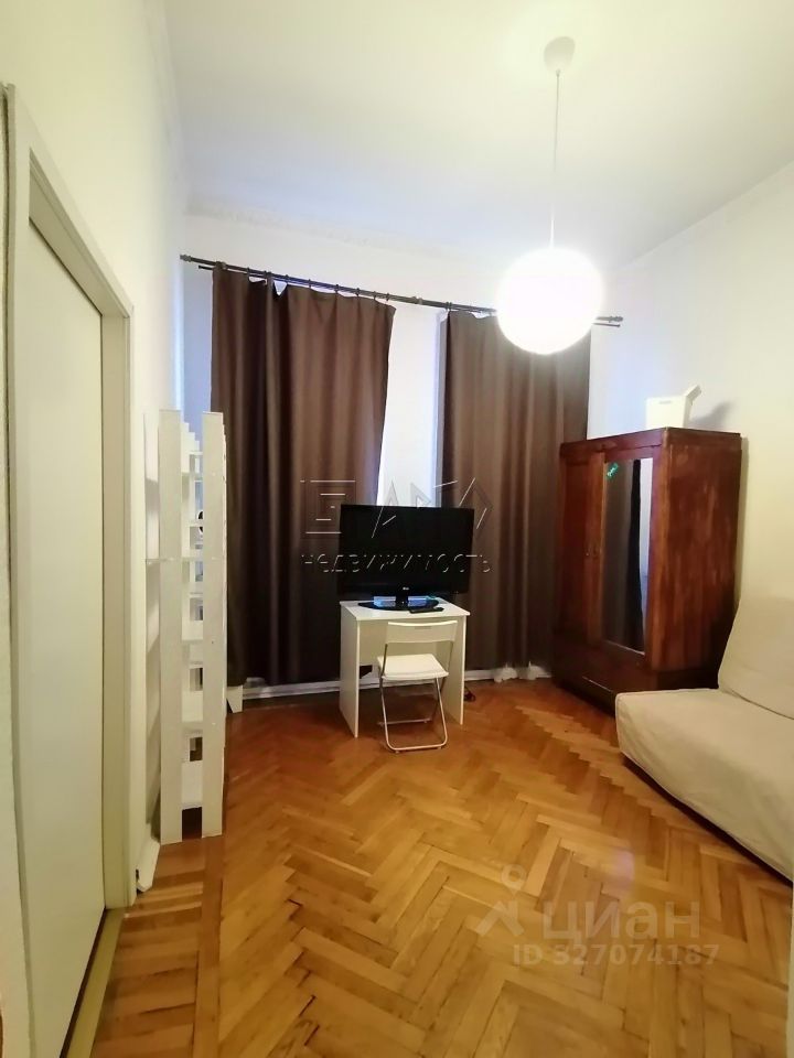 Продажа 2-комн квартиры на вторичном рынке Захарьевская улица, 13