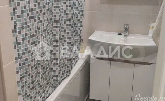 Продажа 2-комн квартиры на вторичном рынке Лопатино, Сухановская улица,  д. 37