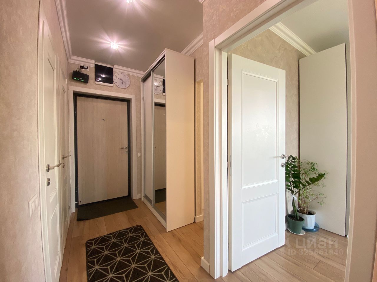 Продажа 2-комн квартиры на вторичном рынке проспект Куприна, 40к2