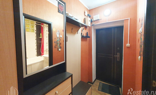 Продажа 2-комн квартиры на вторичном рынке Анадырский проезд,  д. 9