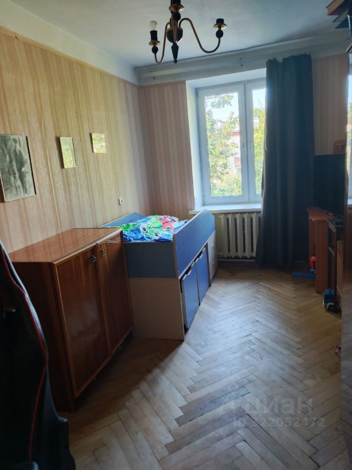 Продажа 2-комн квартиры на вторичном рынке улица Орджоникидзе, 11