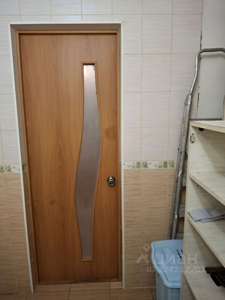 Продажа 2-комн квартиры на вторичном рынке пос. Дубовая Роща, улица Октябрьская, 11