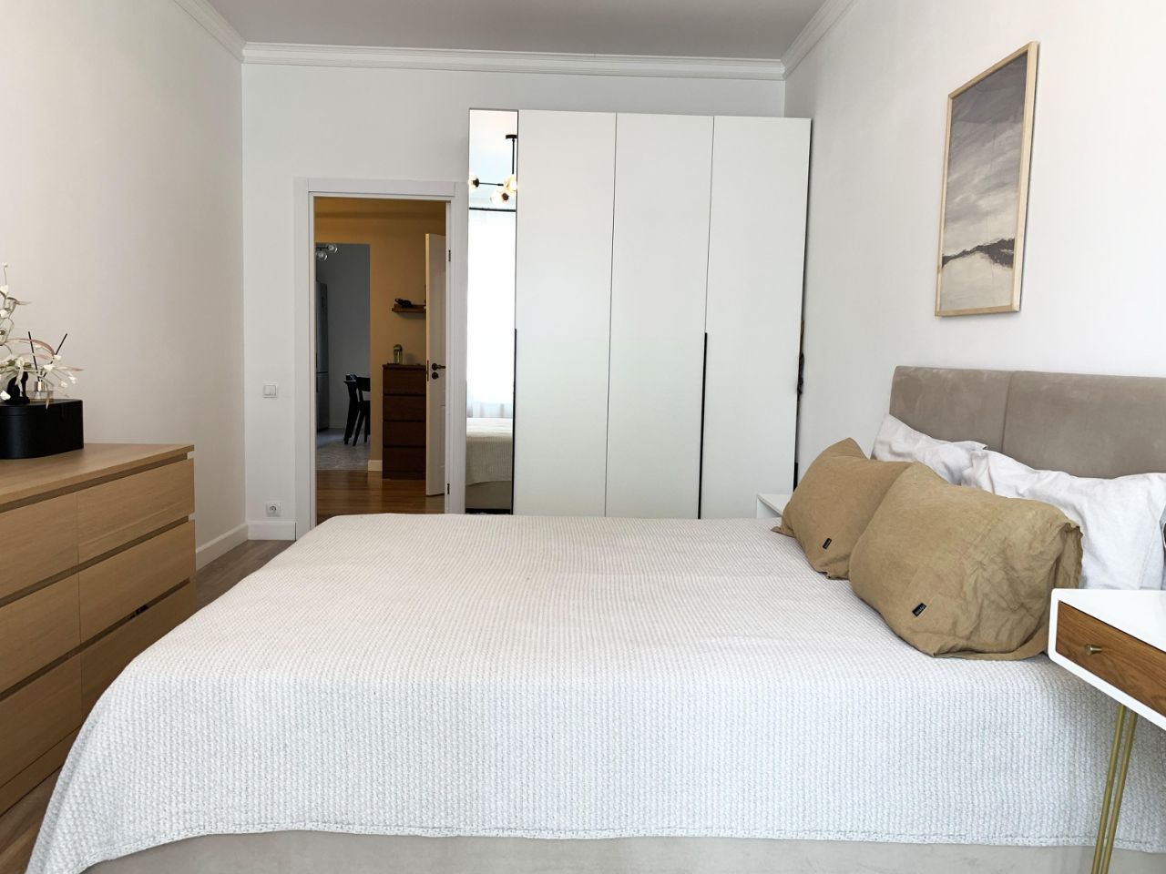 Продажа 3-комн квартиры на вторичном рынке проспект Магеллана, 2